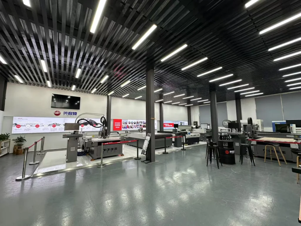 MNT MEINAITE CNC router machine in the Hangzhou showroom