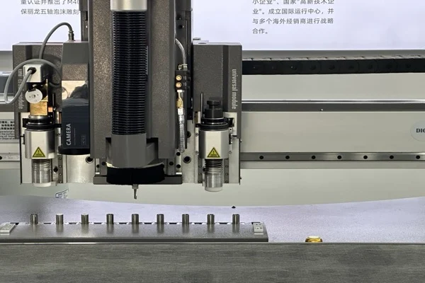 Automatic tool changer magazine on the MNT T7 digital engraving and cutting machine