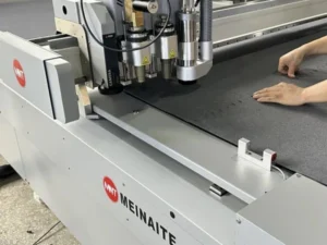 CNC carbon fiber cutting machine cutting carbon fiber sheets