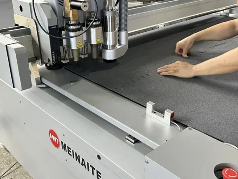Check zoned vacuum table on CNC router for reliable material suction performance