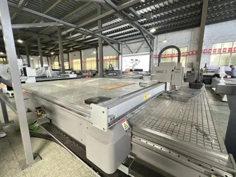 Moving Gantry CNC Machines for Oversized Panels