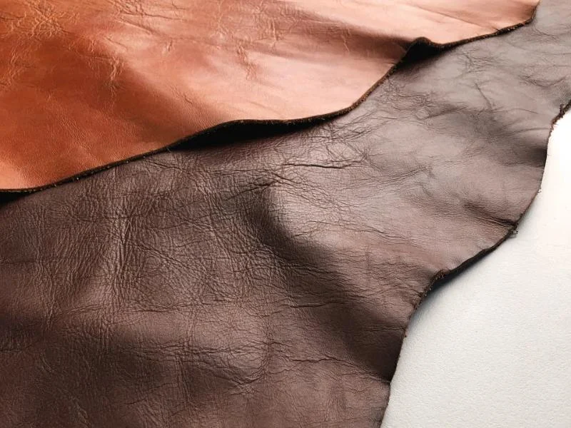 Textile and leather cut on a vacuum knife table