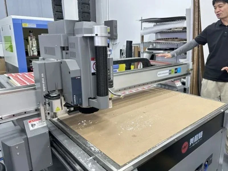 Corrugated sample, foam insert and labels cut on one MNT C-series table