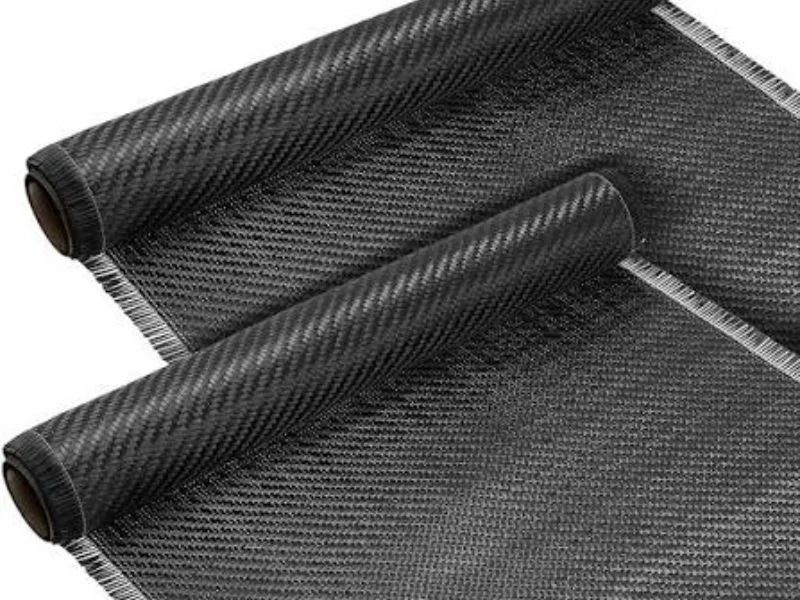Coated technical textile cut with a sealed, unfrayed edge